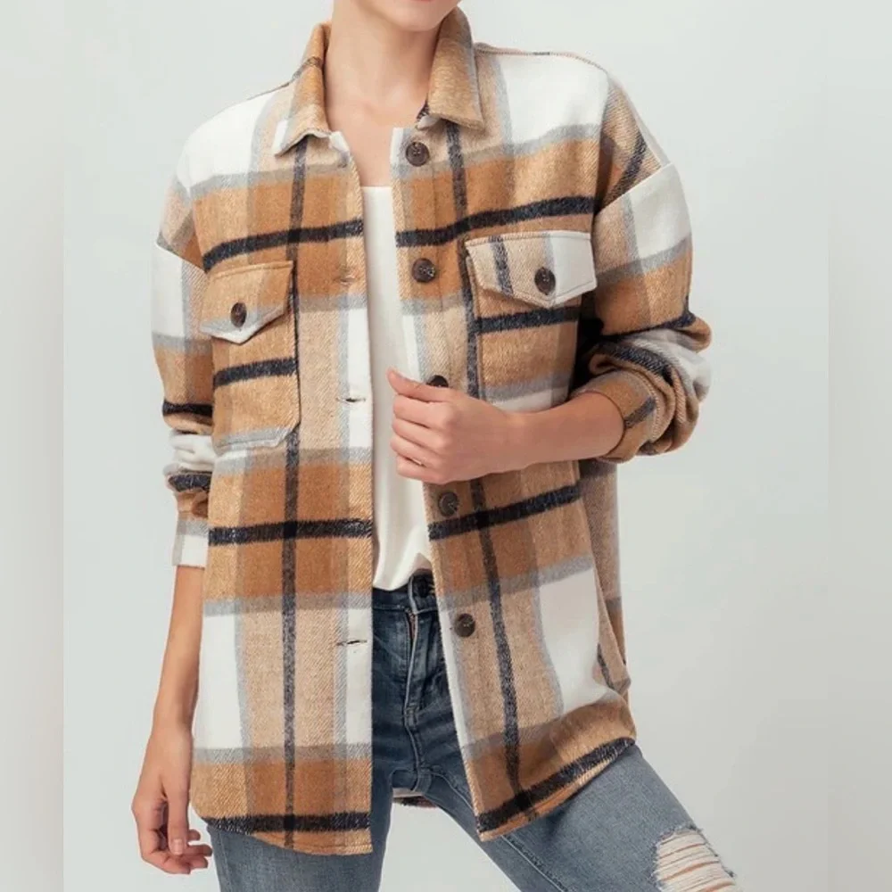 Urban Daizy Tan and White Plaid Button Down Shirt Sz S
